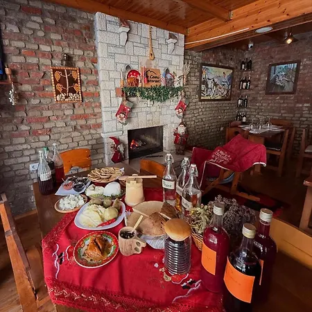 - Cemi - River View & Traditional Restaurant ホテル