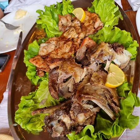 ホテル - Cemi - River View & Traditional Restaurant Tamarë